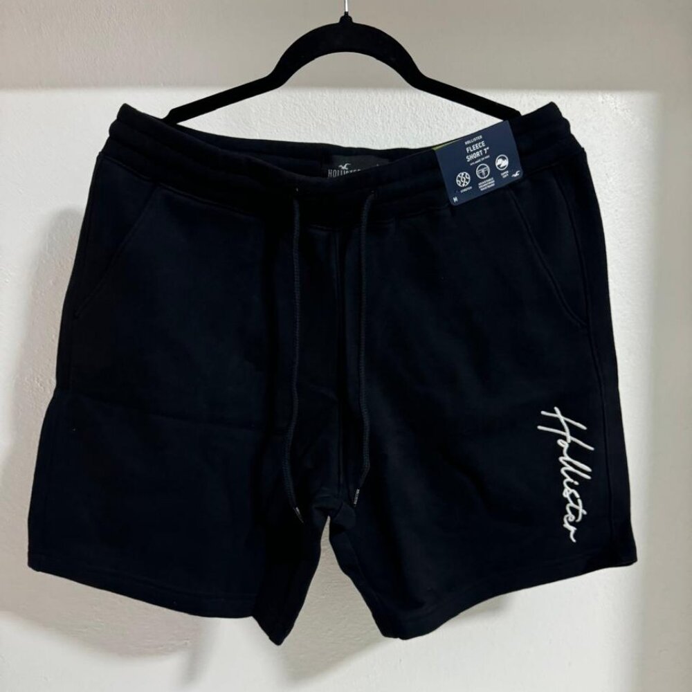 Hollister FLEECE LOGO GRAPHIC SHORTS